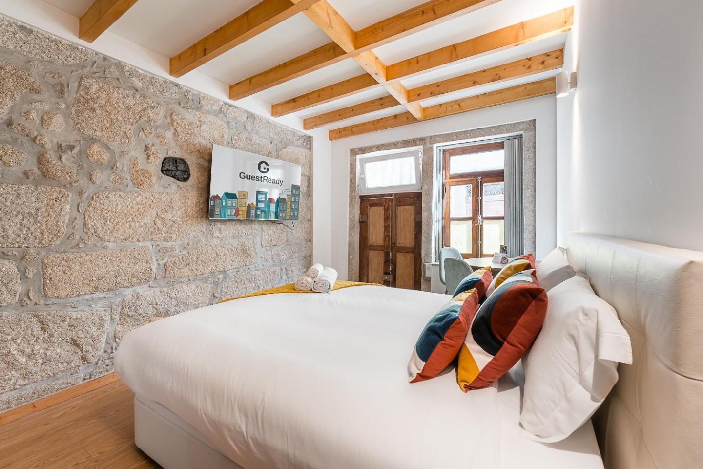 Guestready - Miragaia Stone Studios & Apartments Порто Екстериор снимка